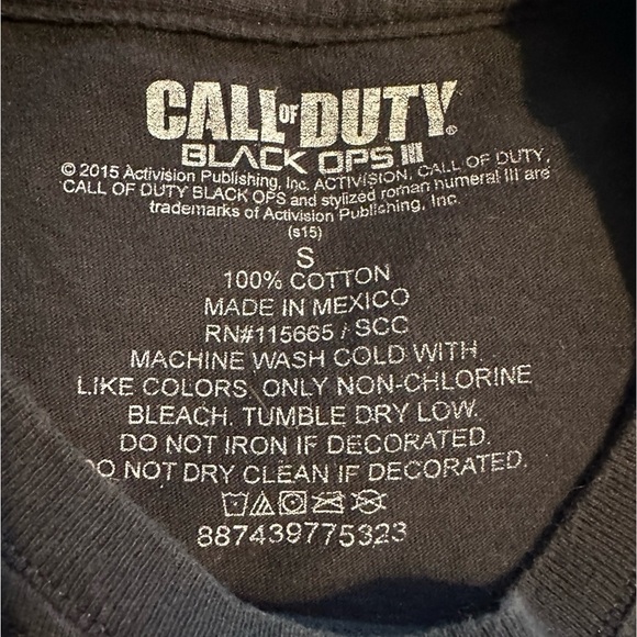 Call Of Duty Tee (Small - Used - Good Condition) 🕹️ - Picture 3 of 4